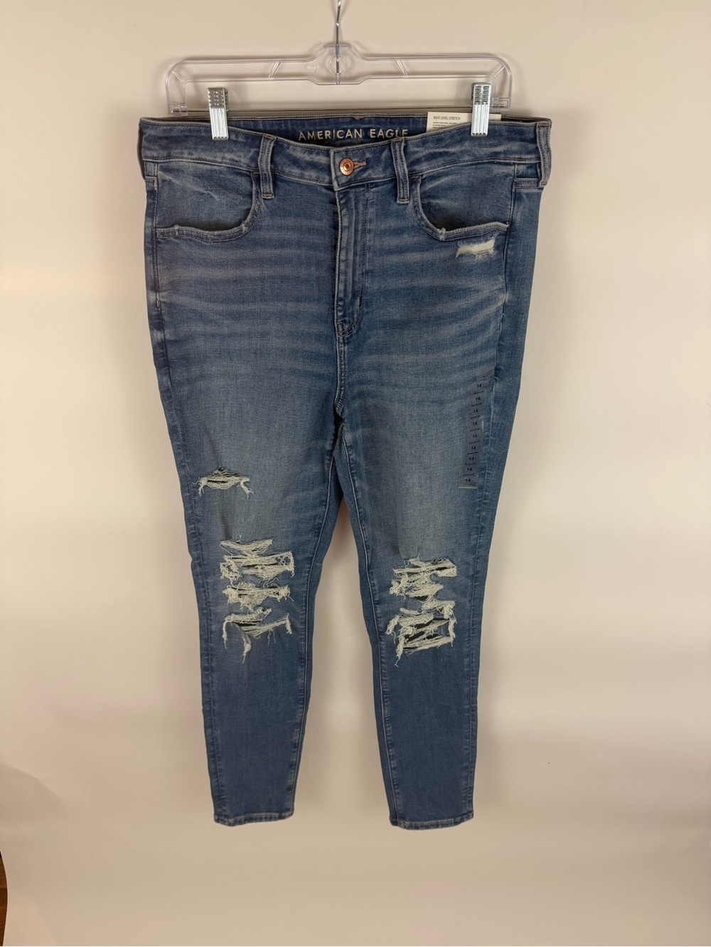 NWT American Eagle Super High-Rise Next Level Stretch Distressed Jeggings Size 1 - Picture 2 of 9